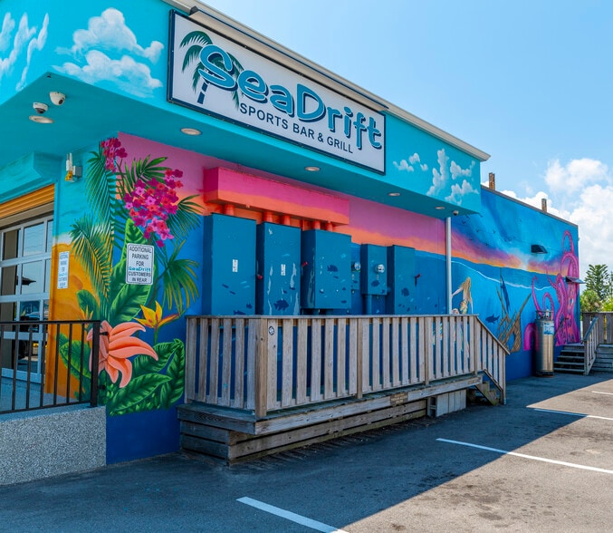 Primary Photo Of 1368 Ocean Shore Blvd, Ormond Beach Restaurant For Sale