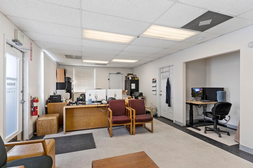 More Photos Of 1211 Wilson ln, West Haven Warehouse For Lease