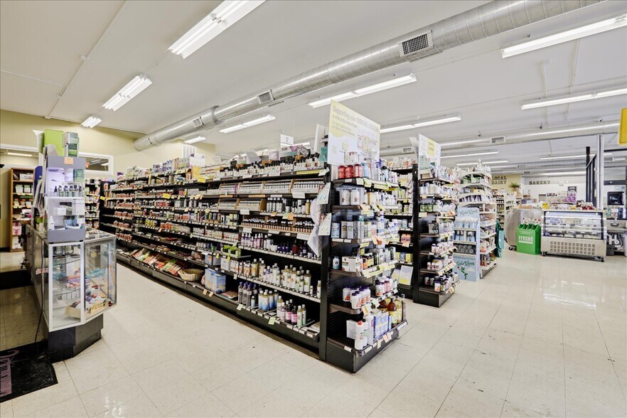 More Photos Of 306 Springfield Ave, Urbana Storefront Retail Office For Sale