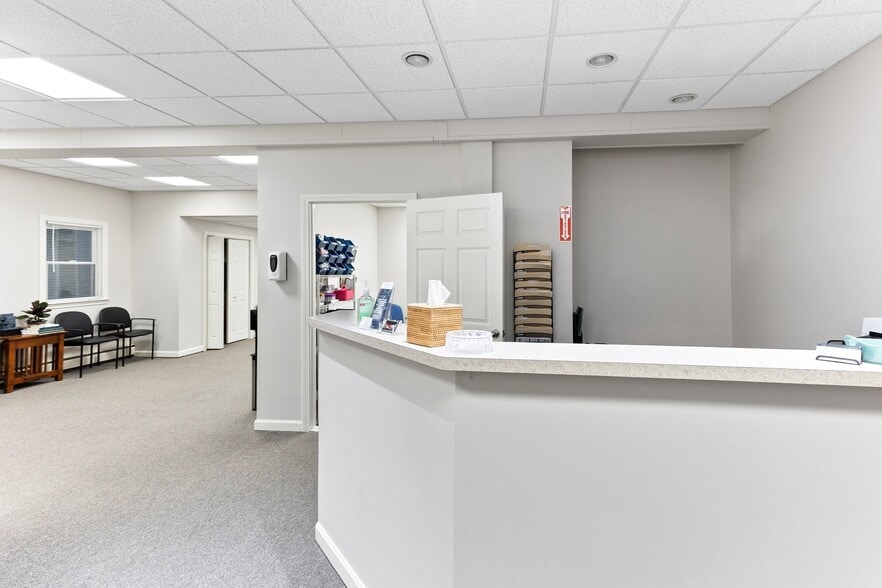 More Photos Of 105 Washington St, Easton Loft Creative Space For Sale