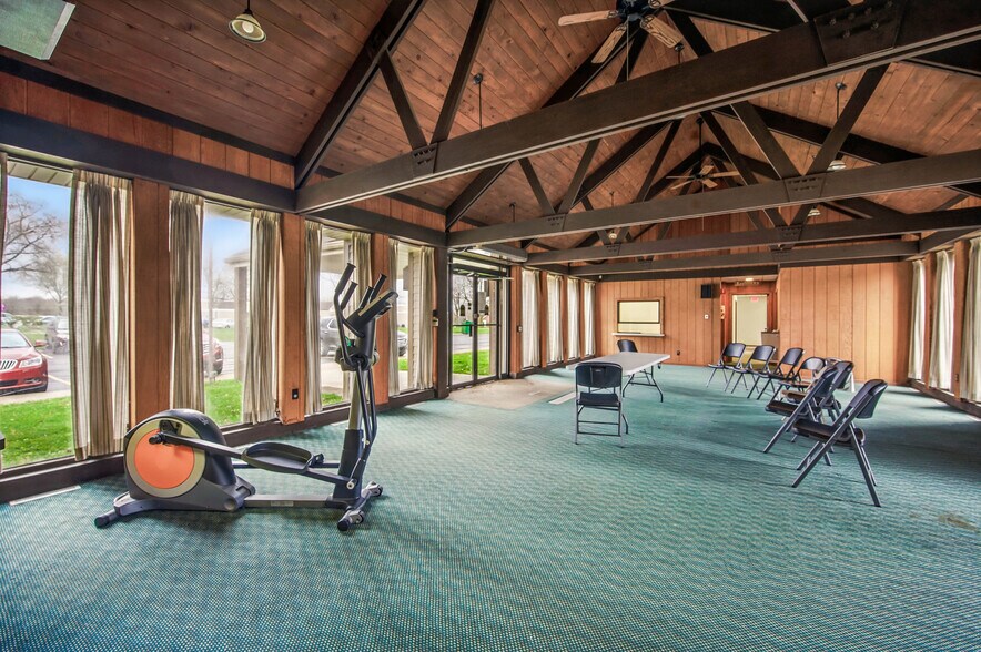 More Photos Of 2000 Green St, Farrell Medical For Lease