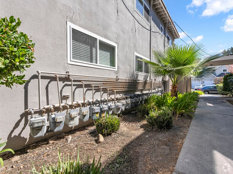 More Photos Of 105 Forrest Ave, Los Gatos Multifamily For Sale