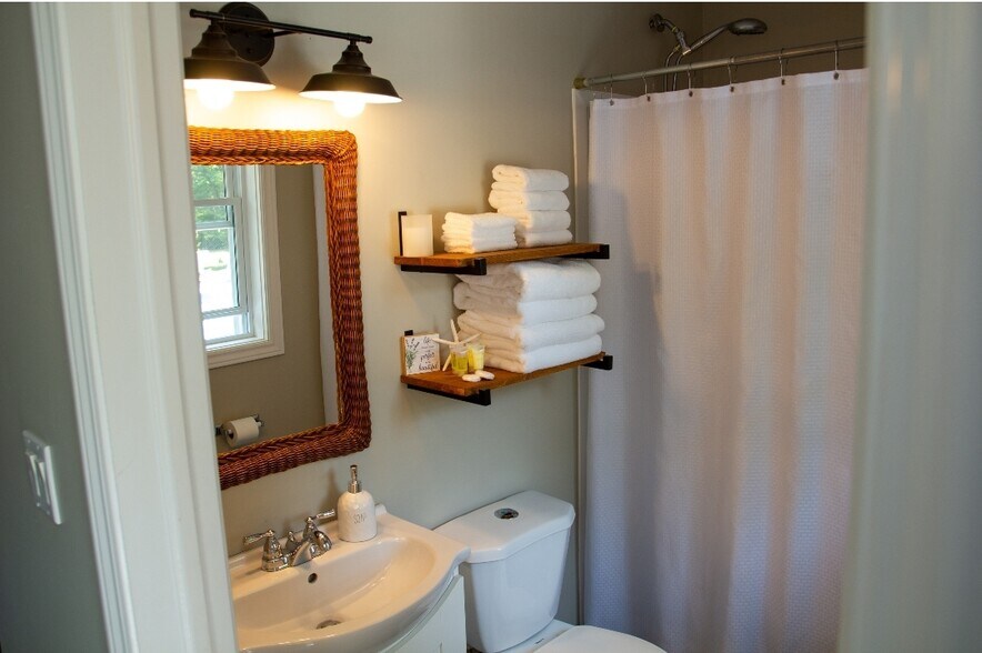 More Photos Of 9717 Army Camp Rd, Lambton Shores Freestanding For Sale