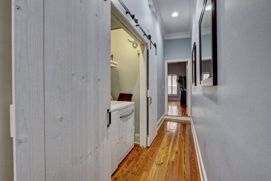 More Photos Of 271 N Front St, Wilmington General Retail For Sale