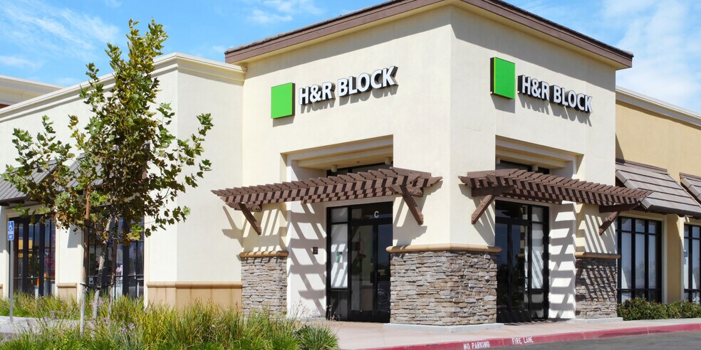 More Photos Of Nason St @ Hwy 60, Moreno Valley Unknown For Lease