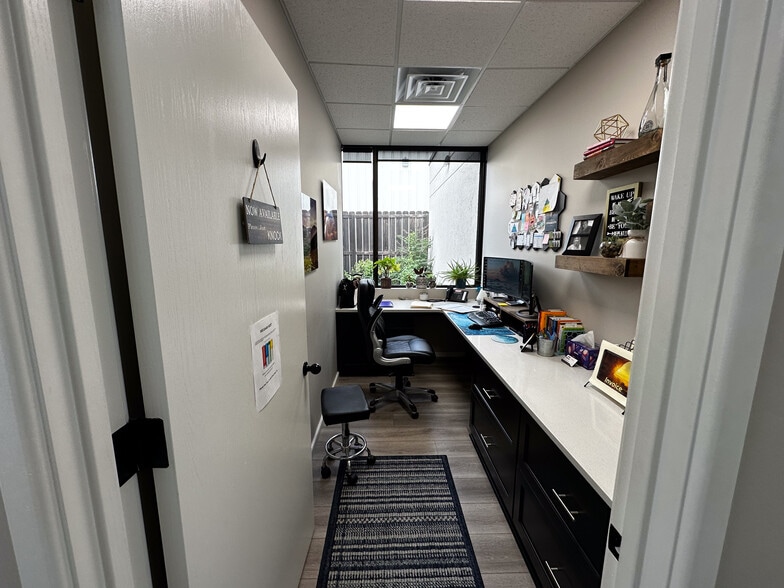 More Photos Of 358 S Laura St, Wichita Office For Lease