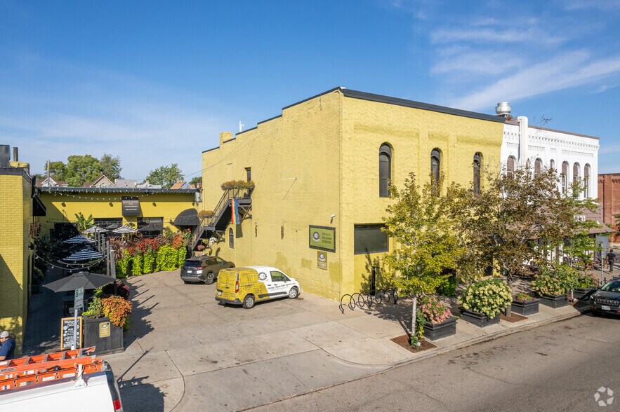 More Photos Of 2604 S Lyndale Ave, Minneapolis Office For Lease