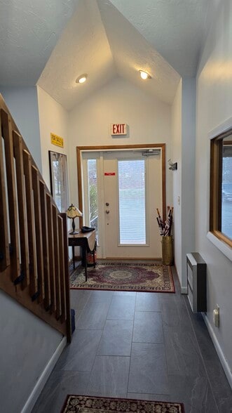 More Photos Of 61 Winter St, Weymouth Medical For Lease