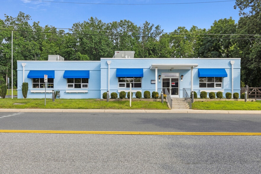 More Photos Of 102 N Rogers St, Aberdeen Restaurant For Lease