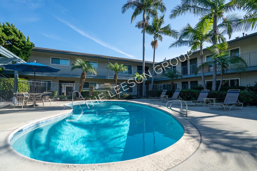 More Photos Of 365 W Wilson St, Costa Mesa Apartments For Sale