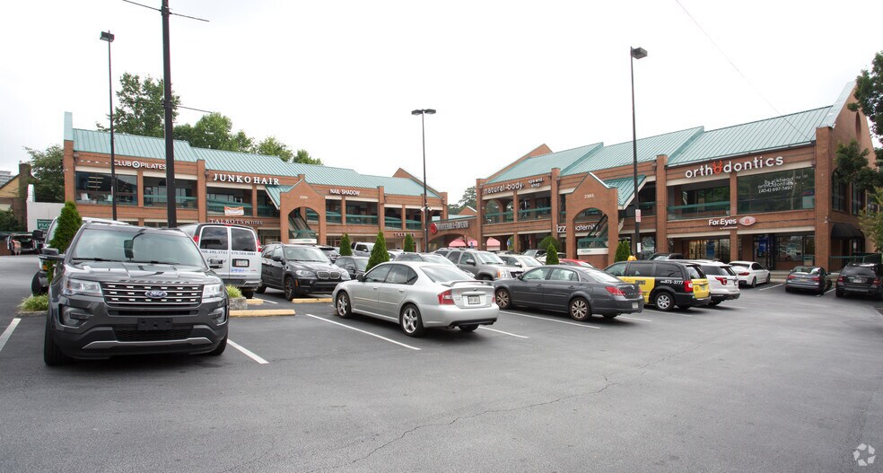 More Photos Of 2385 Peachtree Rd, Atlanta Freestanding For Lease