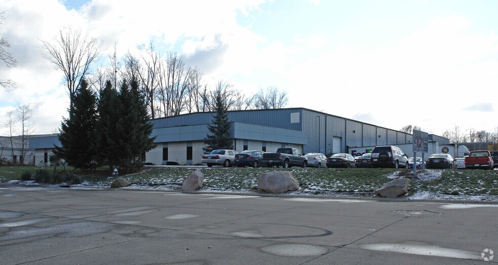 More Photos Of 7395 Industrial Parkway Dr, Lorain Manufacturing For Sale