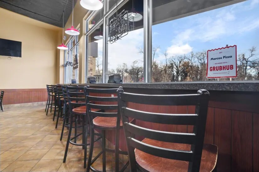 More Photos Of 1250 4th Ave NW, Minot Storefront For Sale