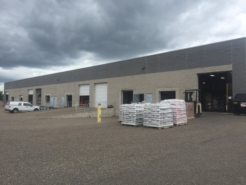 More Photos Of 13950 Radium St NW, Ramsey Warehouse For Lease