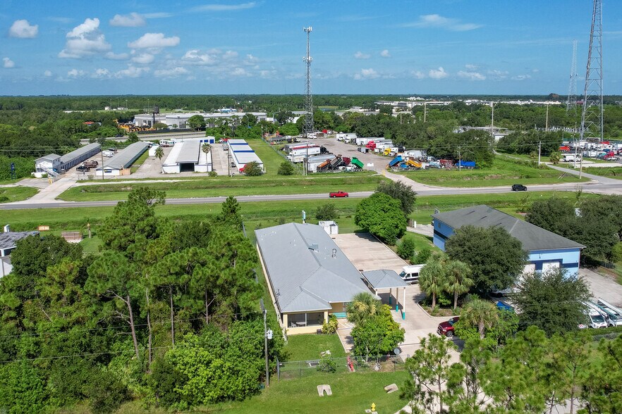 More Photos Of 422 Martin Rd SE, Palm Bay Daycare Center For Sale