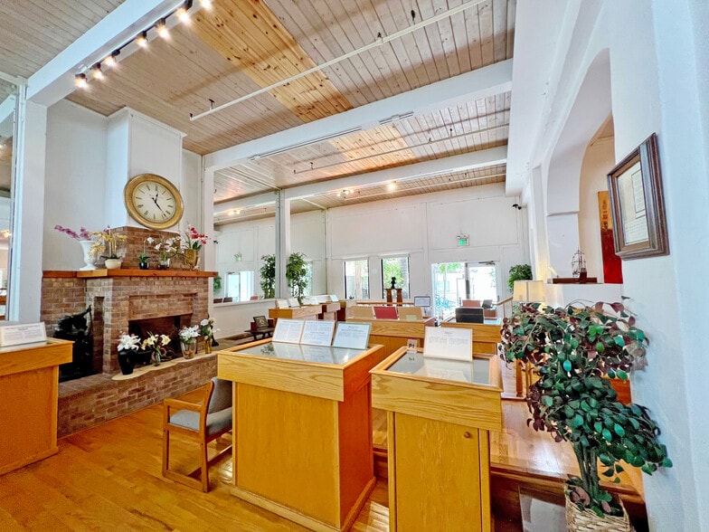 More Photos Of 21-23 W Anapamu St, Santa Barbara Medical For Sale