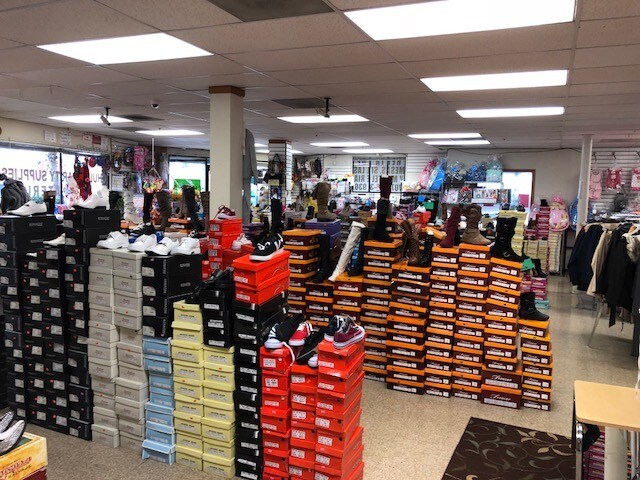 More Photos Of 555 Sebastopol Rd, Santa Rosa Freestanding For Lease