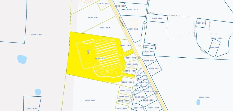 More Photos Of 2675 Decherd Blvd, Winchester Unknown For Lease