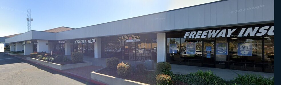 More Photos Of 4823 Stockdale Hwy, Bakersfield Unknown For Lease