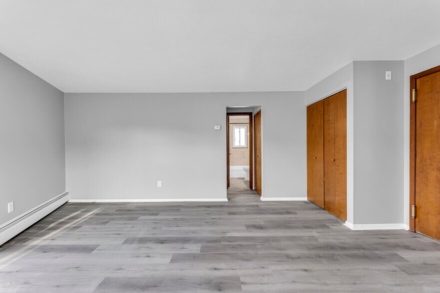 More Photos Of 18809 Bella Dr, Cleveland Apartments For Sale