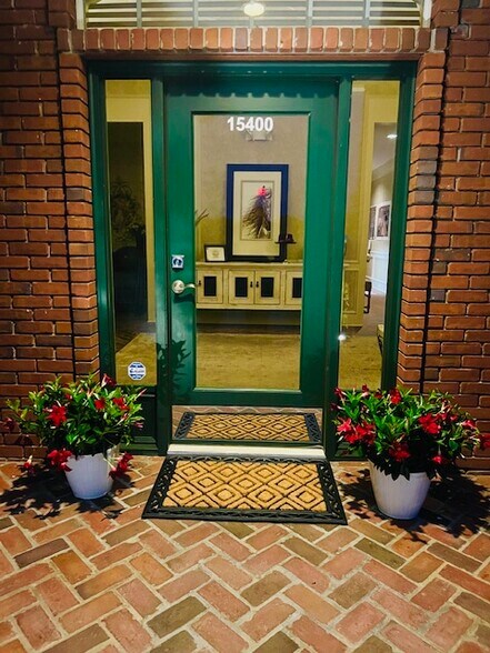 More Photos Of 15400 S US Highway 301, Summerfield Office For Sale