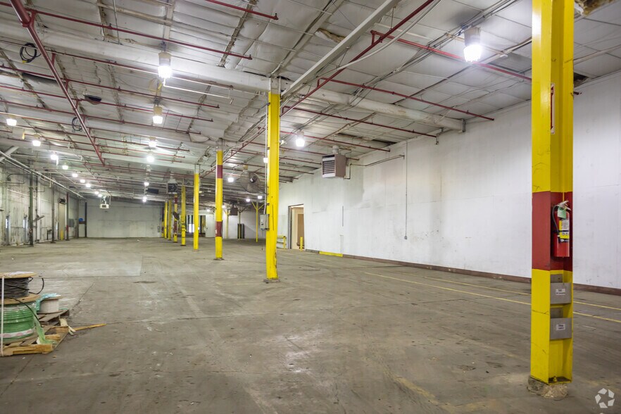 More Photos Of 8735 Hamilton Rd, Southaven Manufacturing For Lease