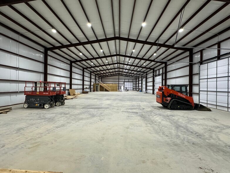More Photos Of 8029 FM 1417, Denison Truck Terminal For Sale