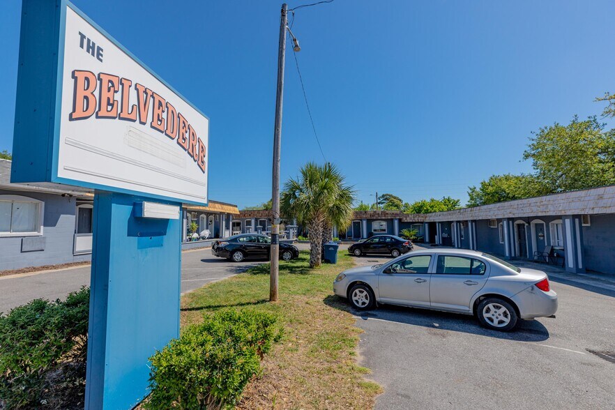 More Photos Of 404 14th Ave S, Myrtle Beach Apartments For Sale