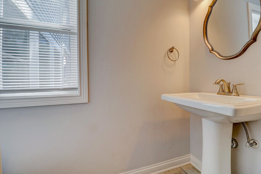 More Photos Of , Indianapolis Multifamily For Sale