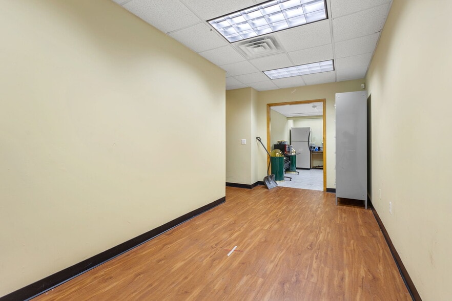 More Photos Of 2622 South Ave, Wappingers Falls Office For Sale