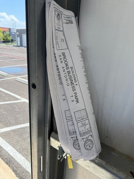 More Photos Of 9326 SE Loop 410, San Antonio Flex For Sale