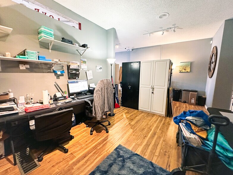 More Photos Of 1528 N Lincoln Ave, Loveland Office For Lease