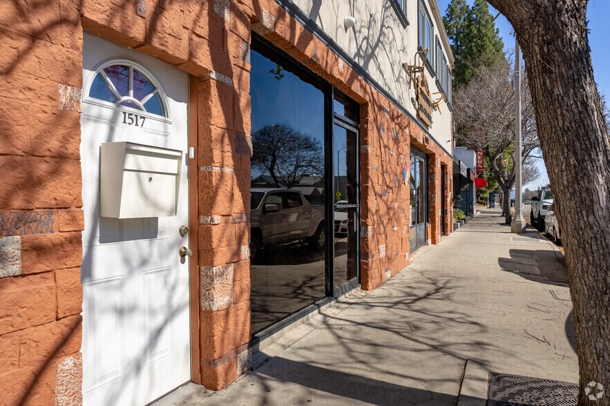 More Photos Of 1517 E Washington Blvd, Pasadena Storefront Retail Residential For Sale