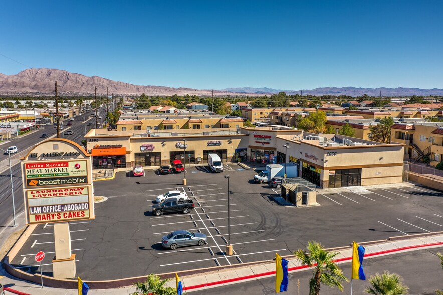 More Photos Of 2885 E Charleston Blvd, Las Vegas Freestanding For Lease