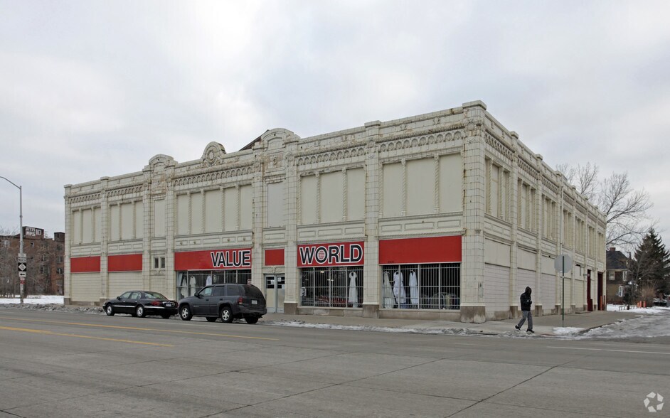 More Photos Of 8300 Woodward Ave, Detroit General Retail For Sale