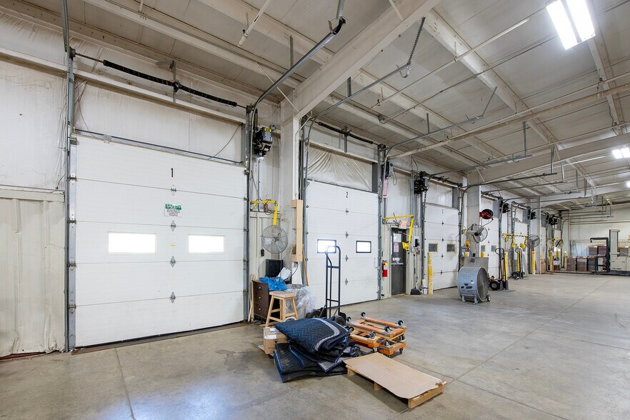 More Photos Of 100 Straits Ln, Killbuck Manufacturing For Lease