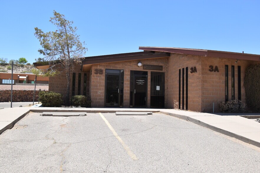 More Photos Of 1201 E Schuster Ave, El Paso Medical For Lease