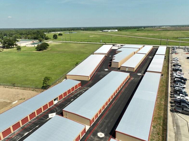 More Photos Of 580 FM 1462, Rosharon Industrial For Sale