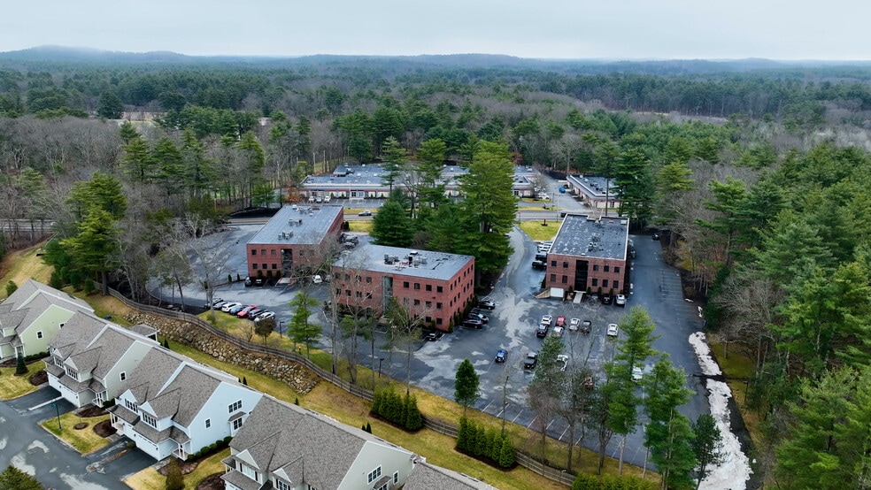 Primary Photo Of 458 Boston St, Topsfield Unknown For Lease