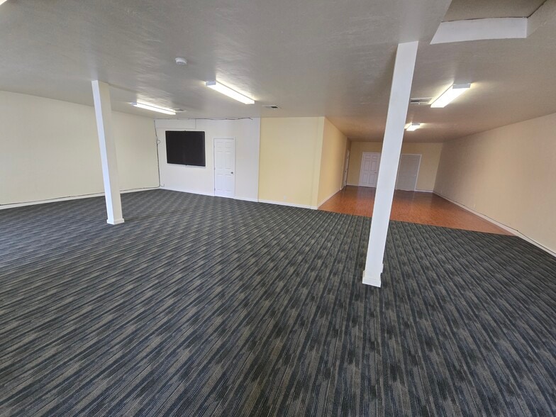 More Photos Of 1040 Park Ave, San Jose Storefront Retail Office For Lease