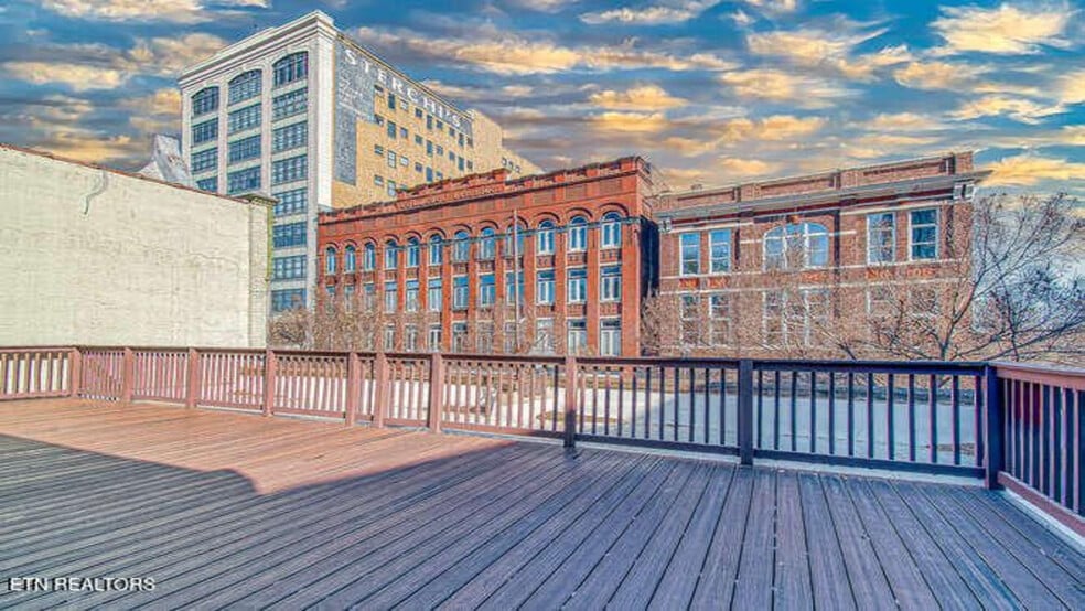 More Photos Of 145 S Gay St, Knoxville Restaurant For Sale