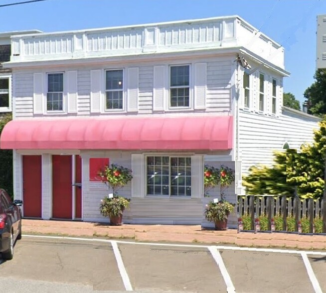 Primary Photo Of 102 Main St, Old Saybrook Office Residential For Lease