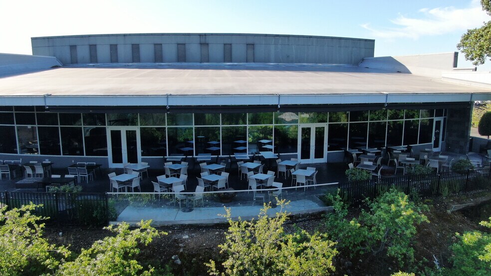 More Photos Of 202 Hemsted Dr, Redding Restaurant For Sale