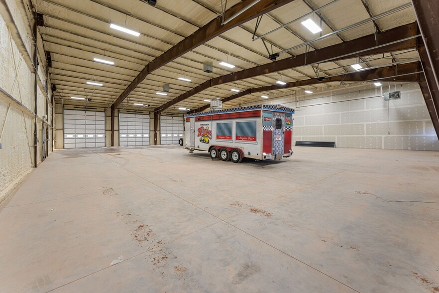 More Photos Of 3709 5650 w, Cedar City Industrial For Lease