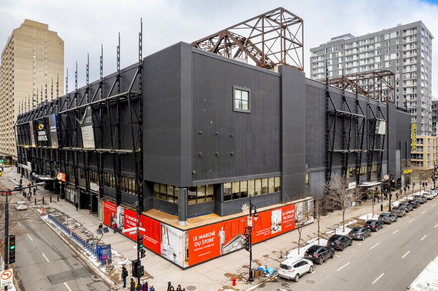 More Photos Of 2301-2327 Rue Sainte-Catherine O, Montréal Movie Theatre For Lease