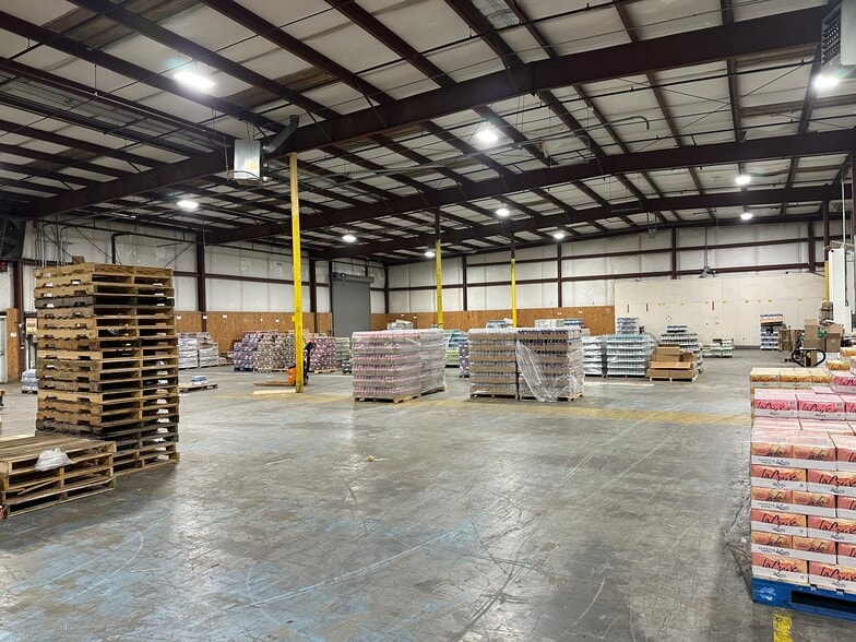 More Photos Of 1135 Walter Price Dr, Cayce Warehouse For Lease