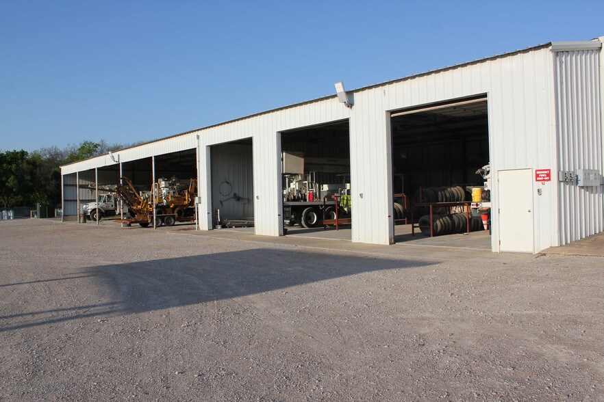 More Photos Of 1103 Memorial Drive dr, Marietta Manufacturing For Sale