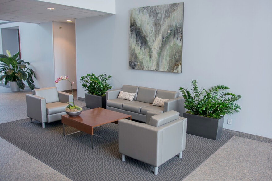 More Photos Of 602 Sawyer St, Houston Office For Lease