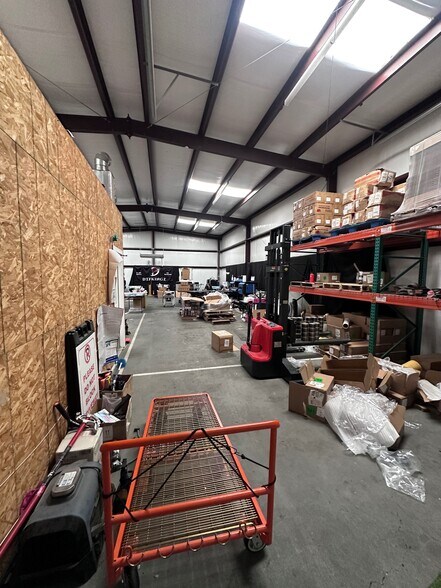 More Photos Of 5412 TX-317, Belton Specialty For Lease