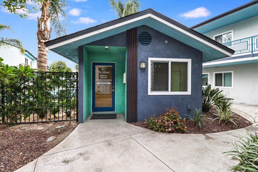 More Photos Of 8222 Rosemead Blvd, Pico Rivera Apartments For Sale